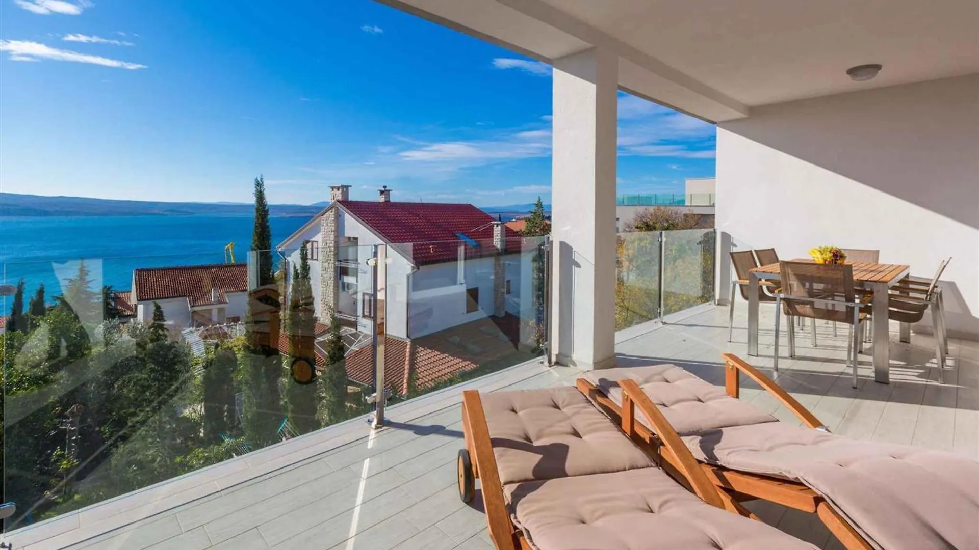 Apartment In Dramalj 39050