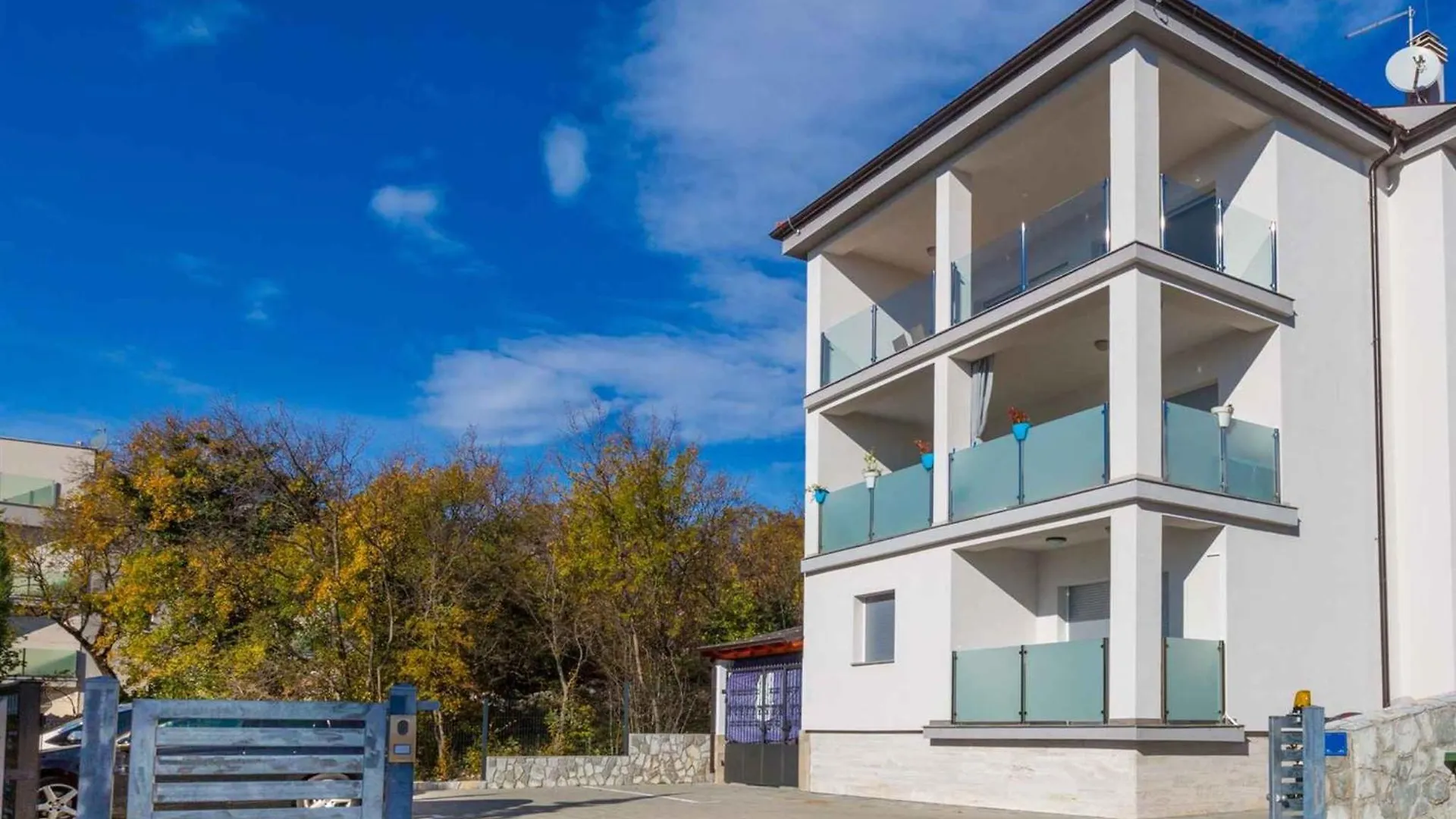 Apartment In Dramalj 39050