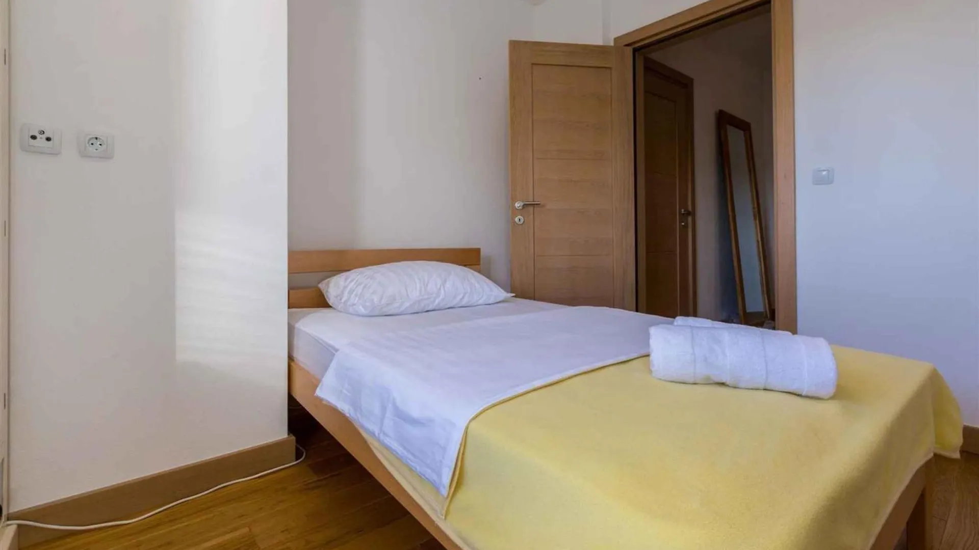 Apartment In Dramalj 39050