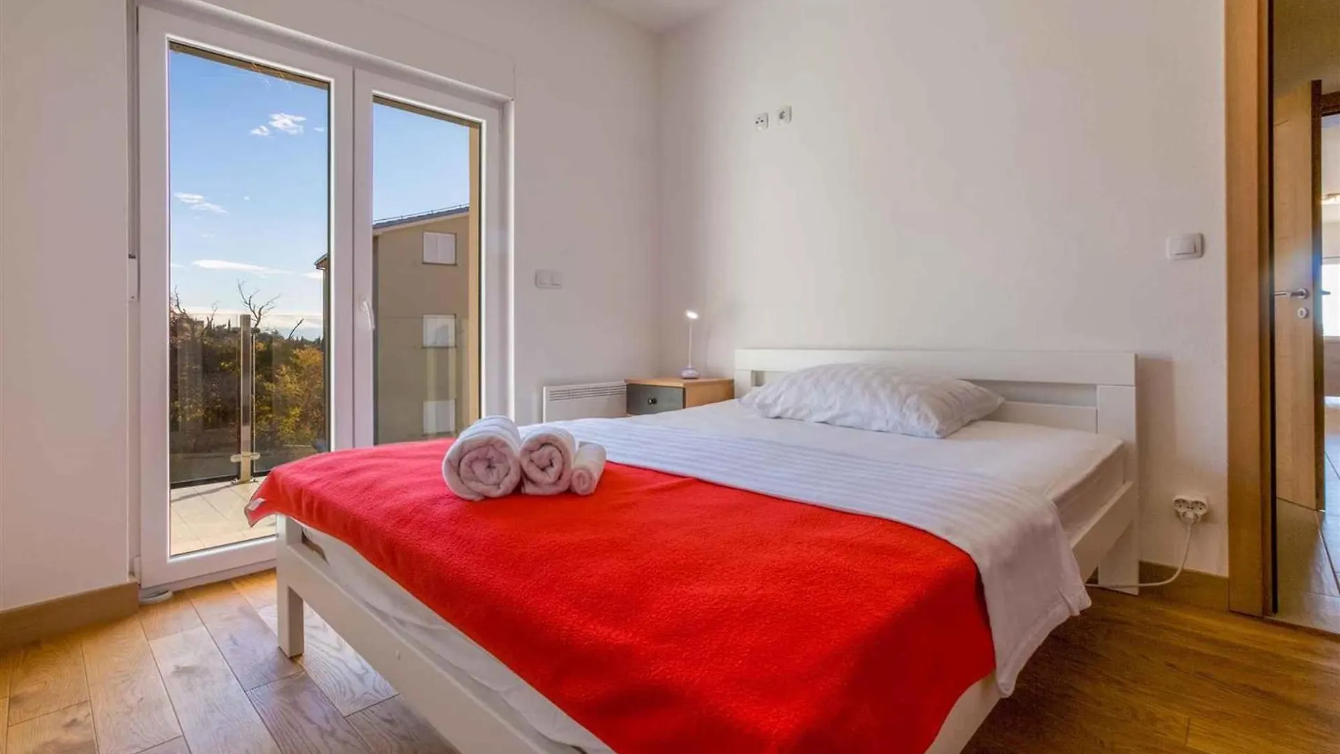 Apartment In Dramalj 39050